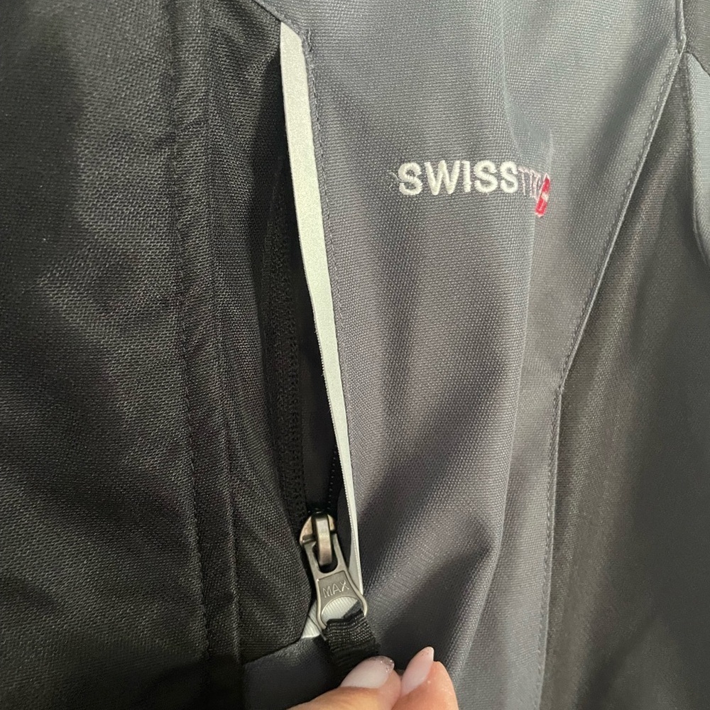 Closet Clear Out Sale! Swiss Tech Kids Black and Gray Jacket size XS 4-5 - Picture 7 of 11